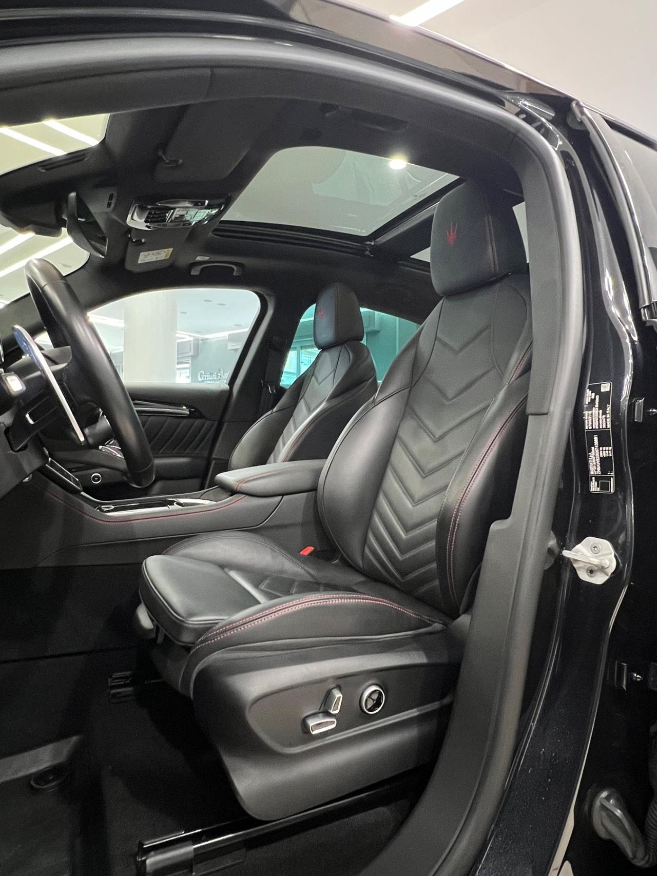 Maserati Grecale MHEV 330 CV AWD Modena