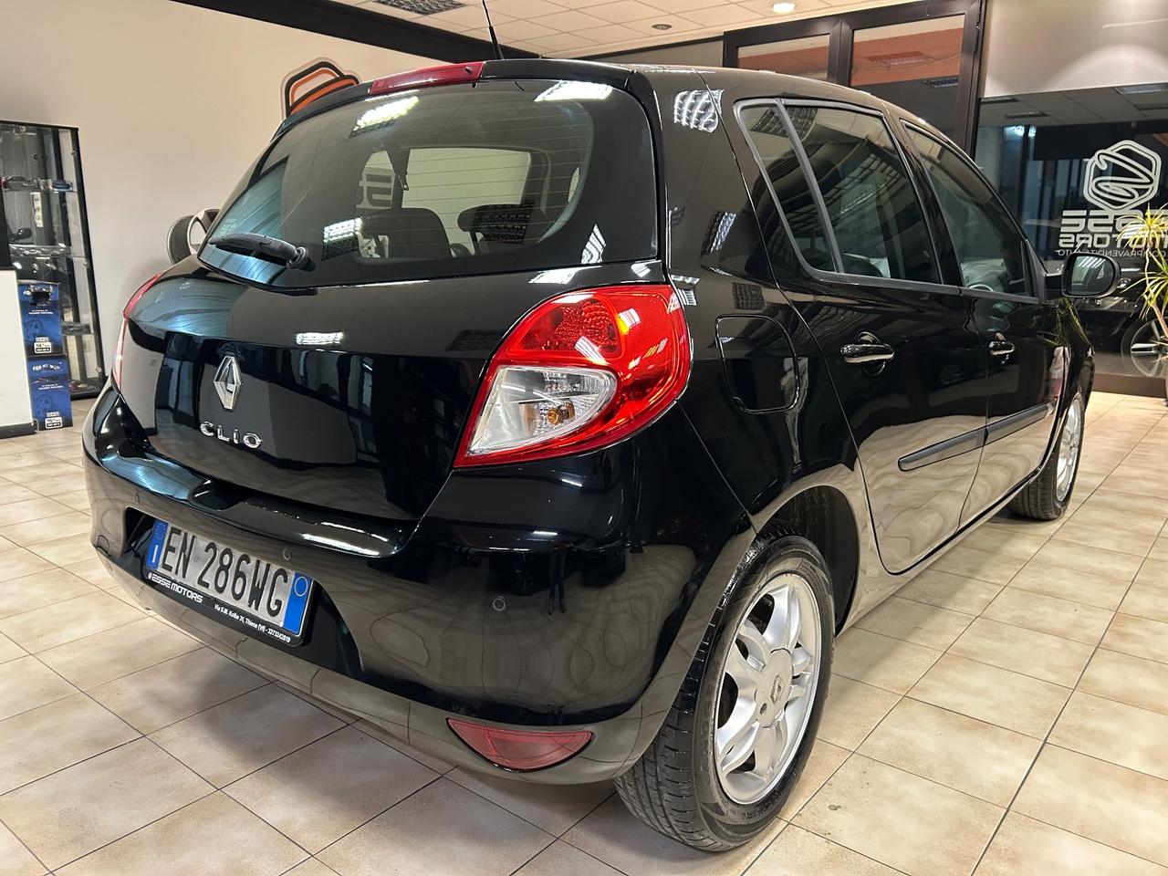 Renault Clio - 2013 1.2 16V GPL 75cv