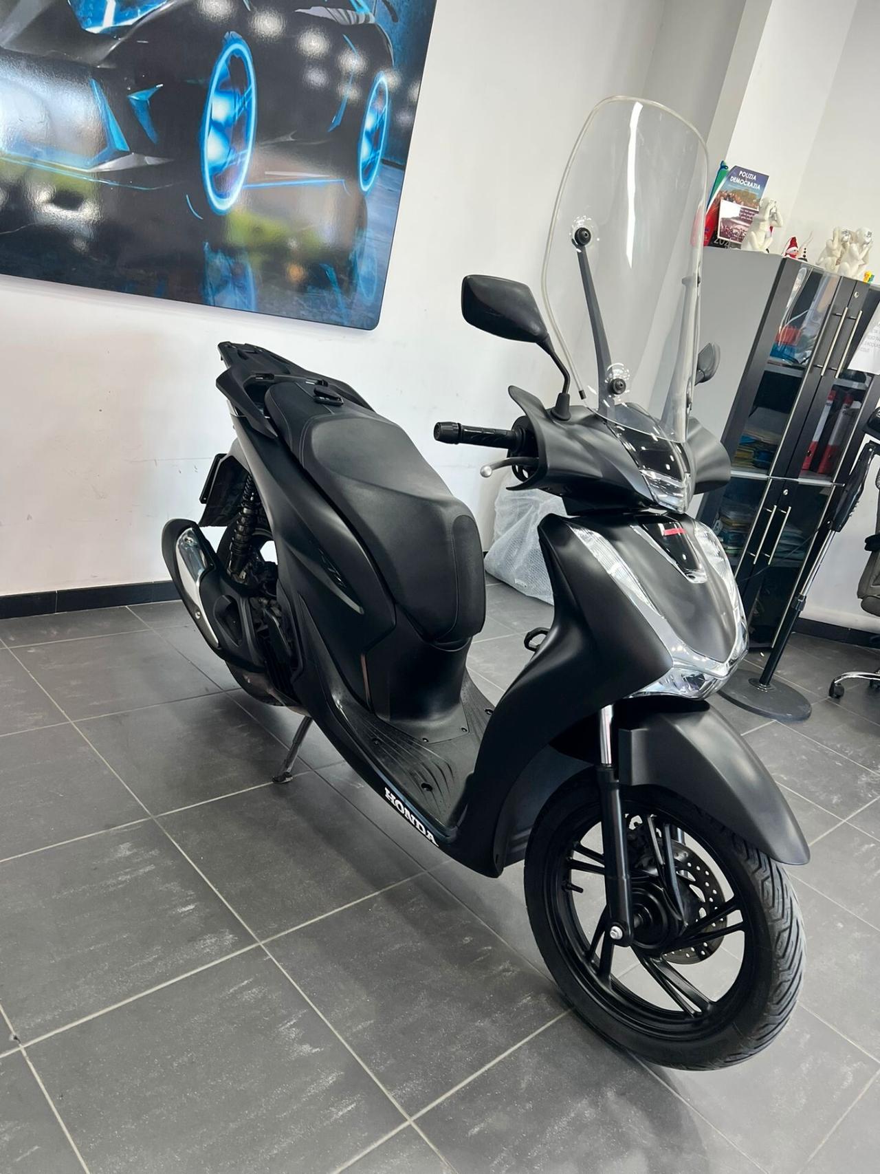 Honda SH 125 BASE