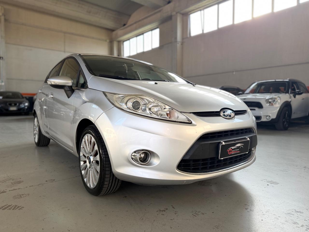 Ford Fiesta 1.2 82 CV 5 porte Titanium NEOPATENTATI