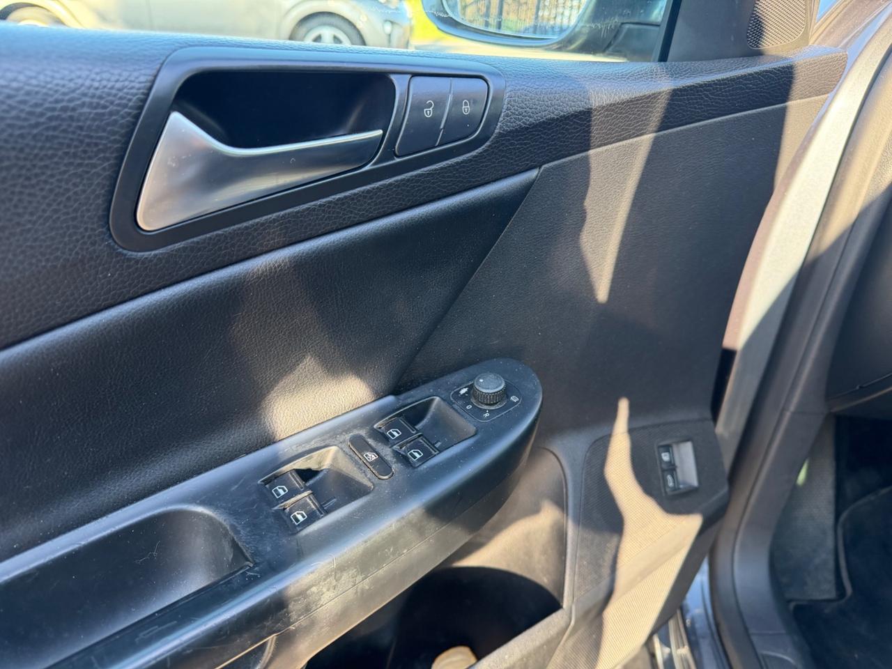 Volkswagen Passat 2.0 TDI DPF Var. Highline