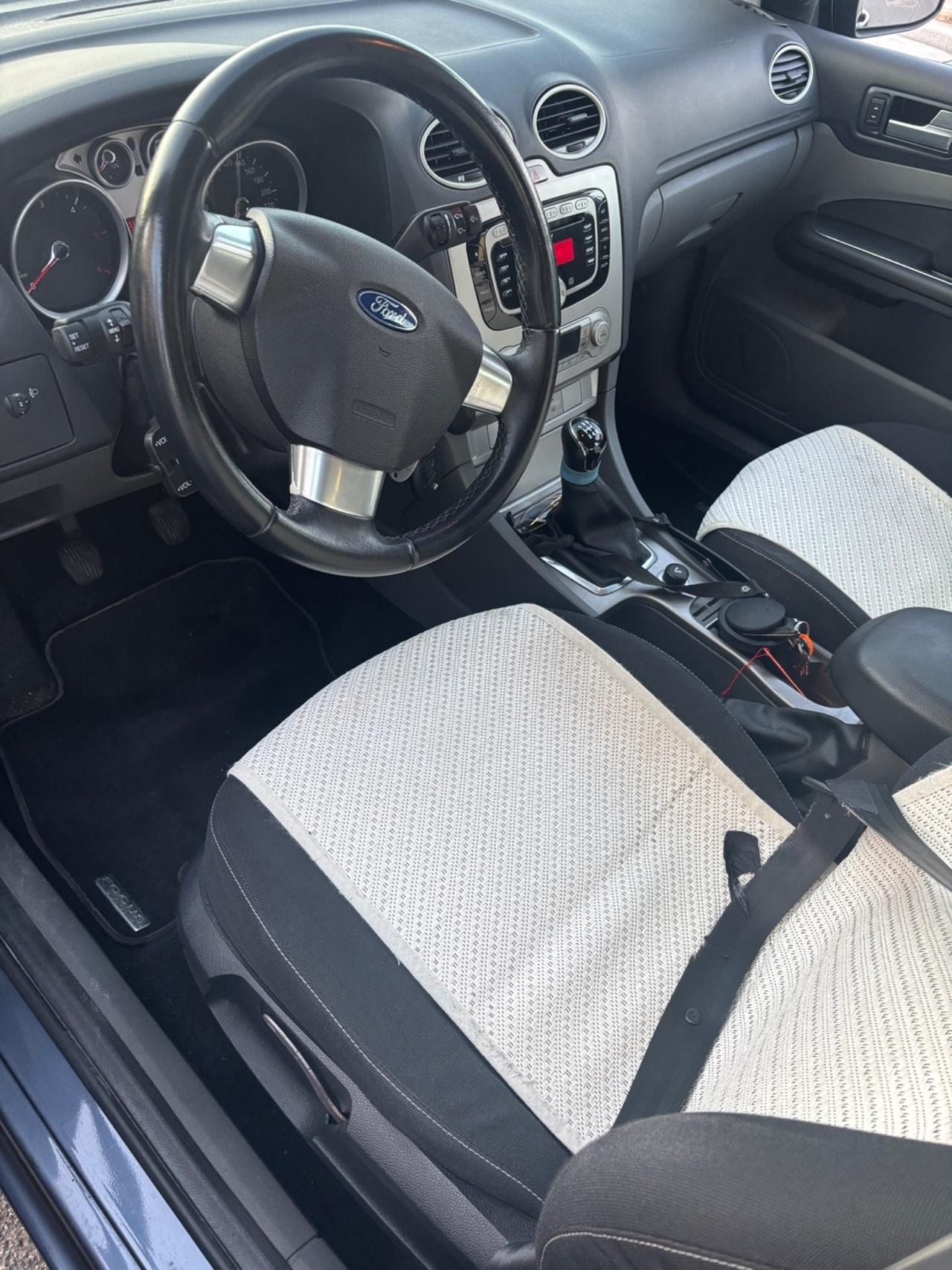 Ford Focus 1.6 TDCi (110CV) 5p. Tit. DPF