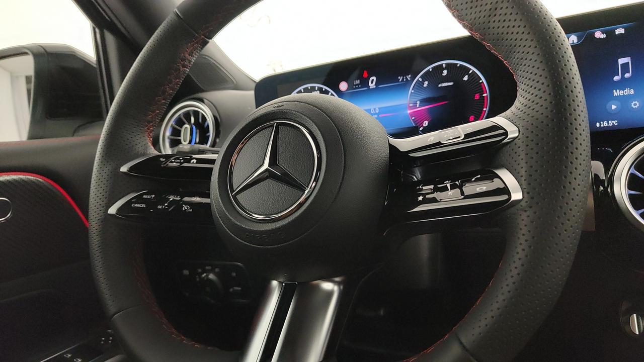 Mercedes-Benz GLB 200 d 4MATIC