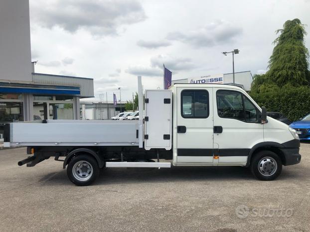 IVECO Daily 35C13 2.3 HPT DC 7p Cassone Ribaltab