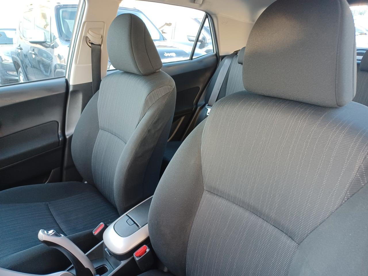 Toyota Auris 1.4 D-4D 5 porte Sol PERFETTA