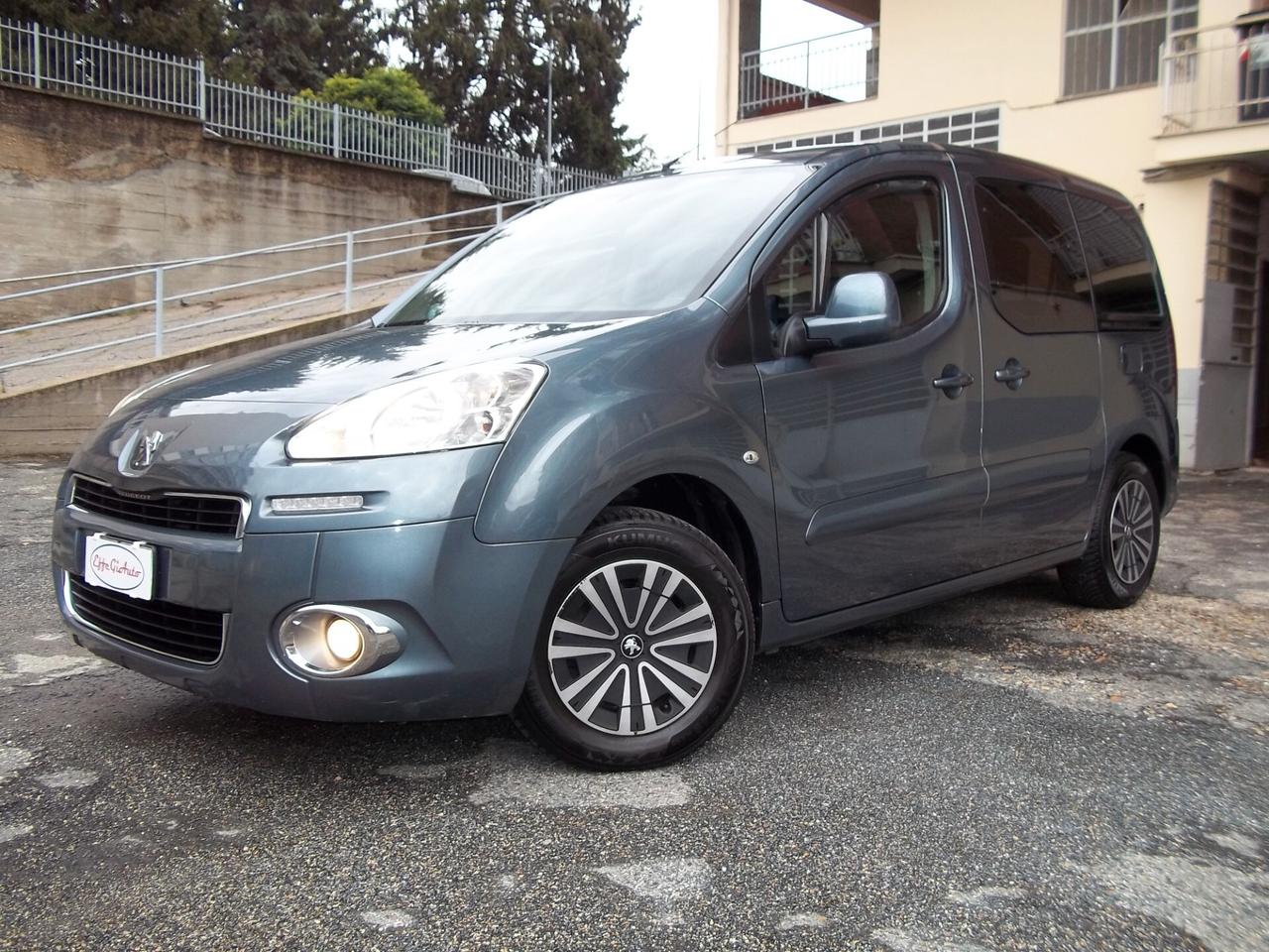 Peugeot Partner Tepee Active 1.6 HDi 115cv Uniproprietario 86.550km Gancio Traino