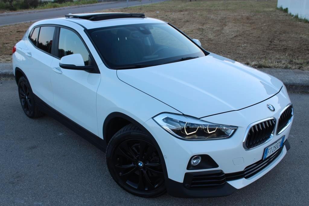 BMW X2 xDrive 18d Aut. *Tetto *SOLI 39.000 KM