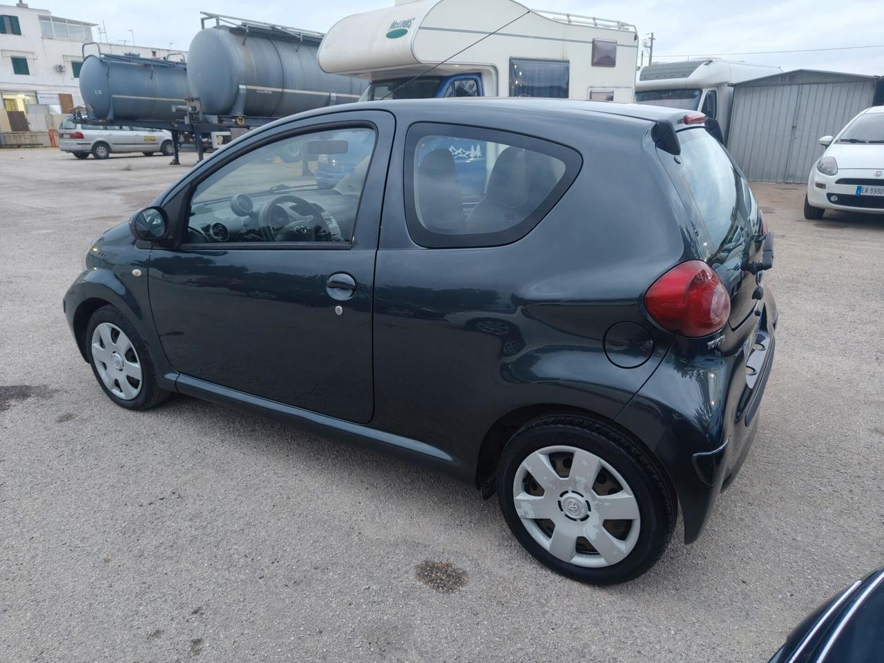 Toyota Aygo 1.0 VVT-i 3p Sol MMT