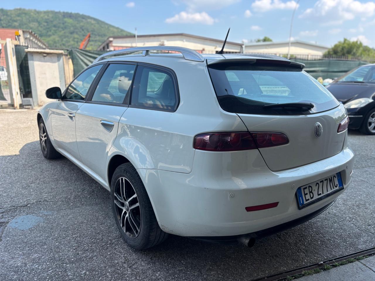 Alfa Romeo 159 2.0 JTDm Sportwagon Distinctive