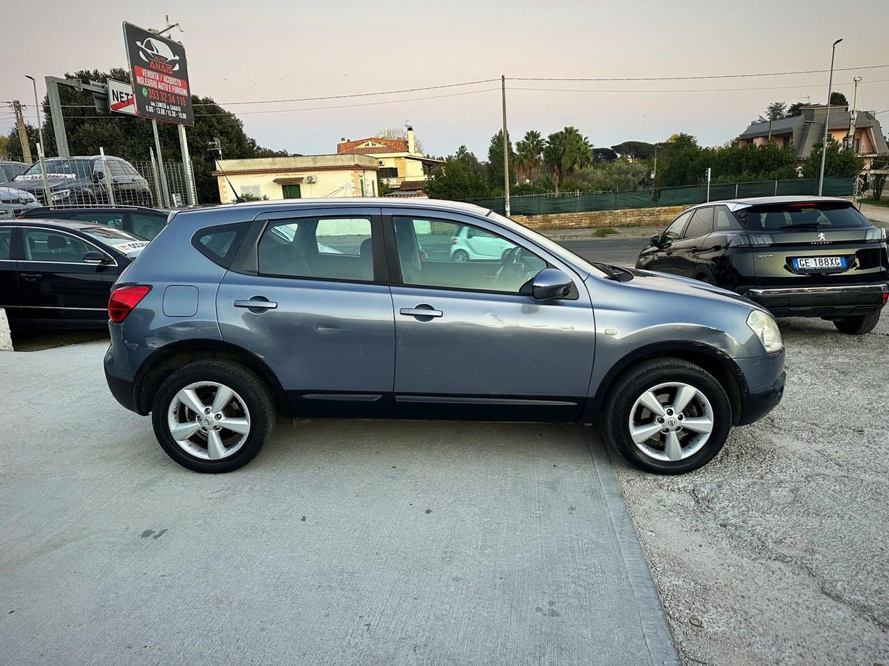 Nissan Qashqai 2.0 dCi DPF 4WD Tekna Garanzia 12 Mesi