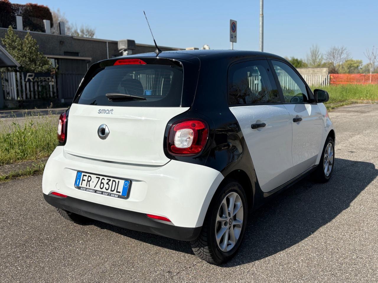 Smart ForFour 1.0 benzina 70CV NEOPATENTATI 2018