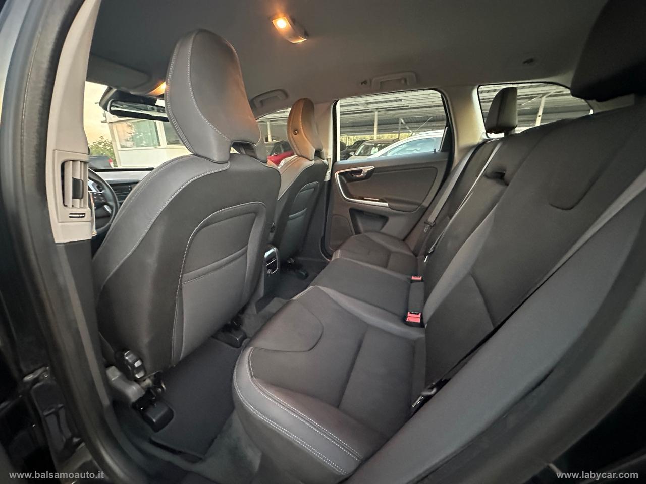 VOLVO XC60 AWD 2.4D Momentum