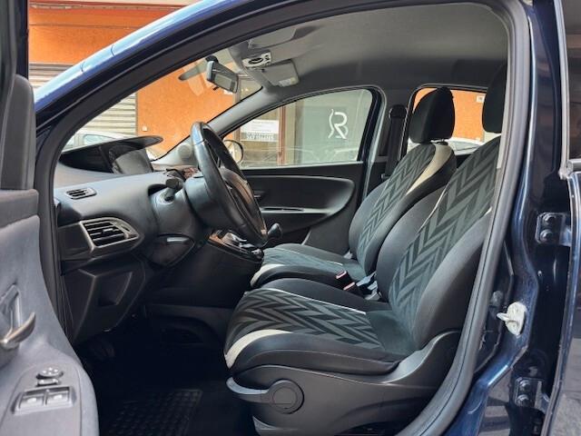 Lancia Ypsilon 1.3 MJT 95 CV Gold Euro 6