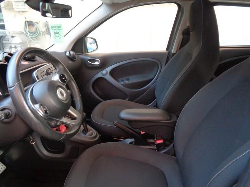 Smart ForFour 70 1.0 twinamic Superpassion