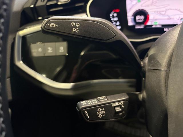 AUDI Q3 SPB/Sportback 35TDI S tronic S line Identity Black