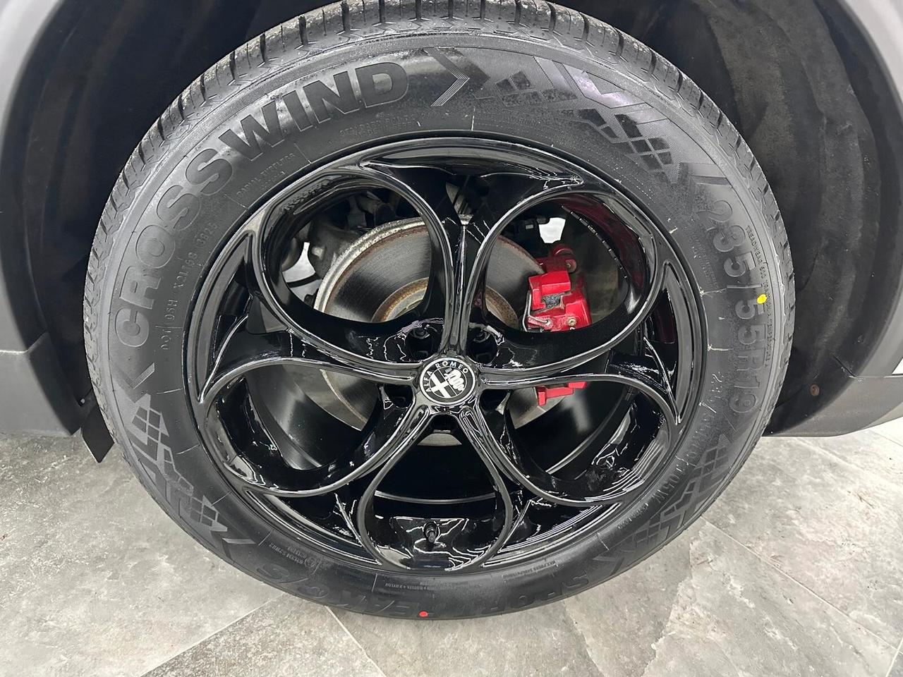 Alfa Romeo Stelvio 2.2 Turbodiesel 180 CV AT8 RWD Super