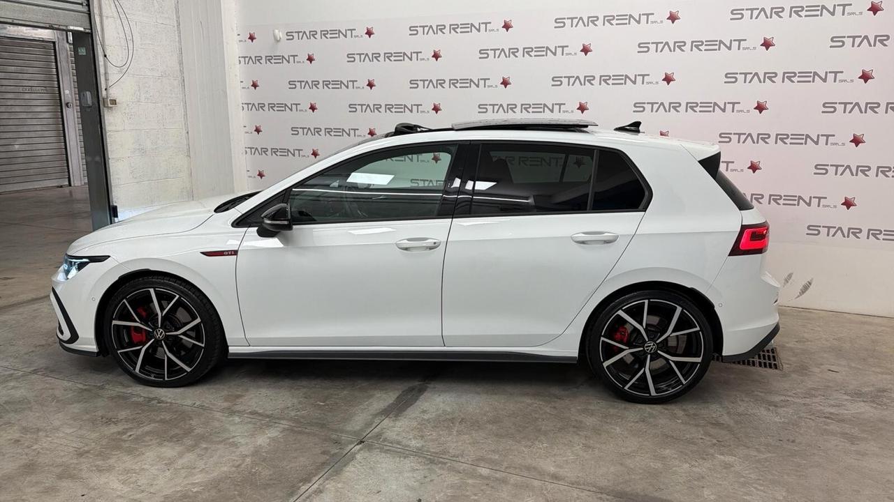 VOLKSWAGEN GOLF GTI 245 CV IQ-LIGHT FEND CERCHI 19 TETTO BLACKPACK
