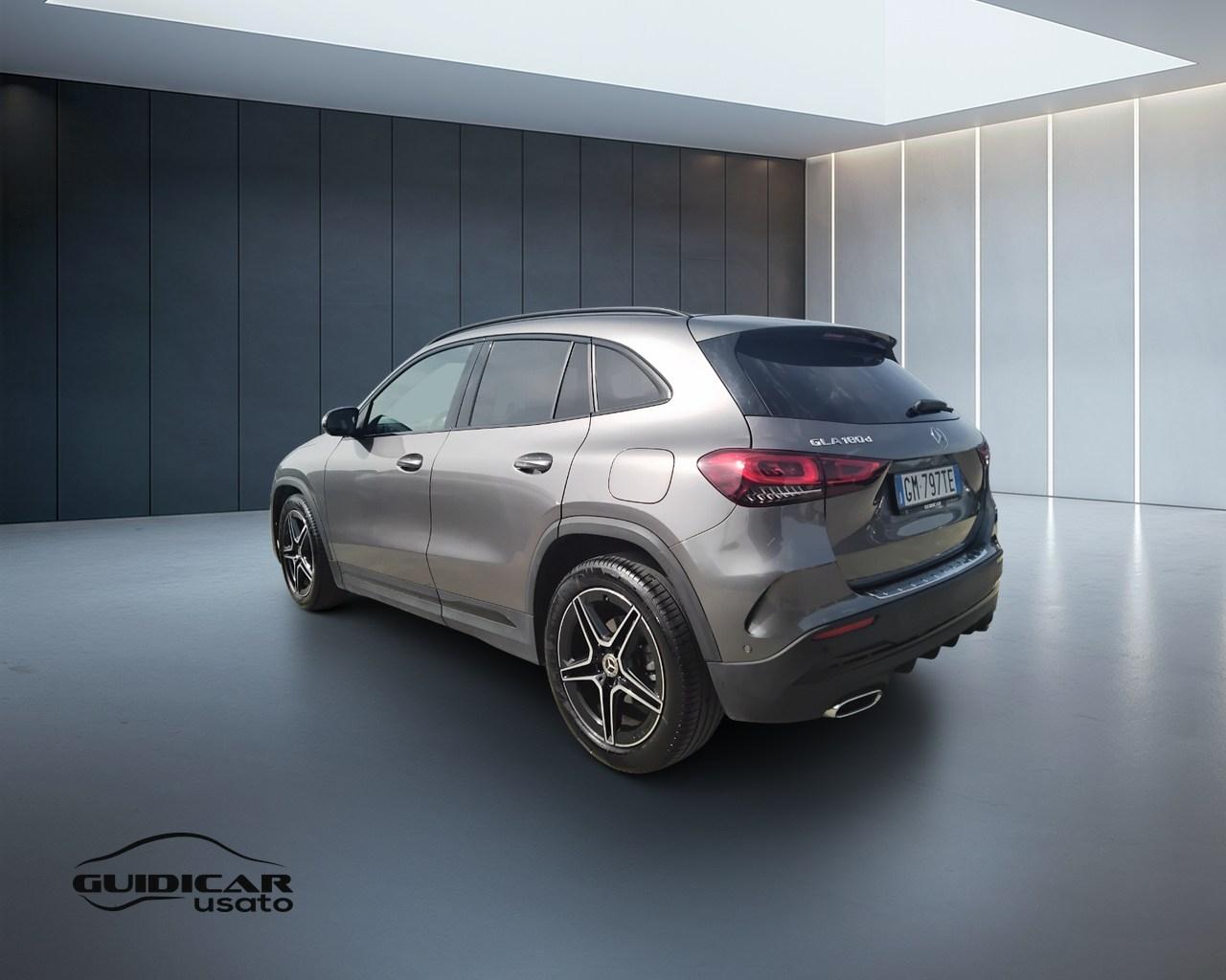Mercedes-Benz GLA-H247 2020 - GLA 180 d Premium auto