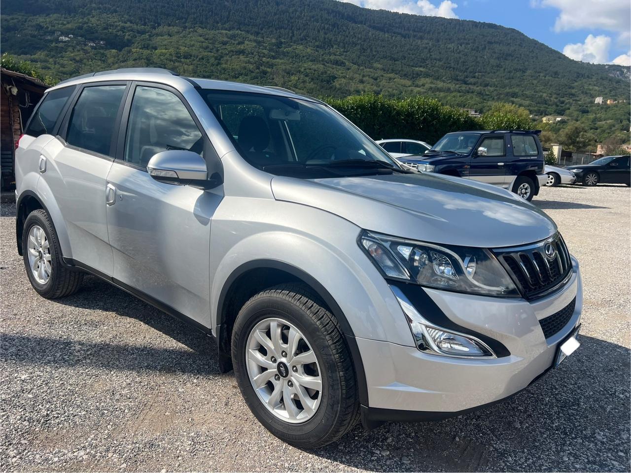 Mahindra XUV500 2.2 16V AWD W8