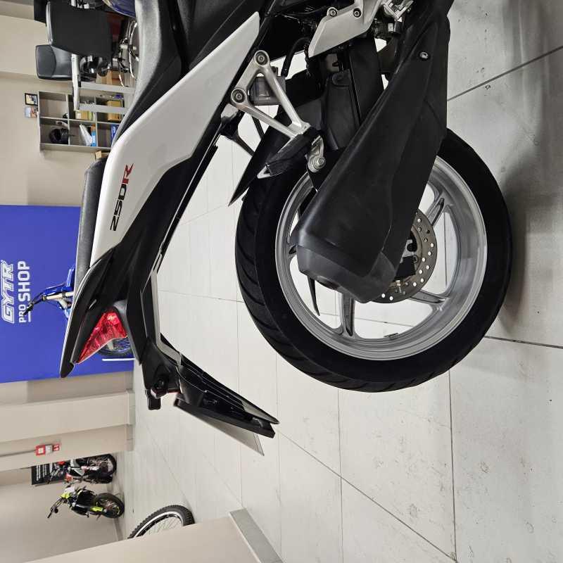 Honda CBR 250 R - 2012