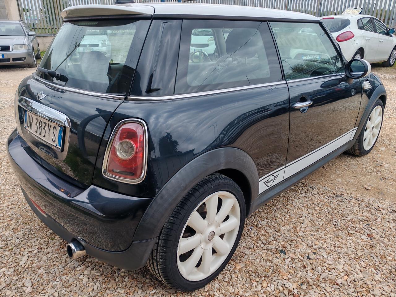 Mini 1.6 16V Cooper D Chili