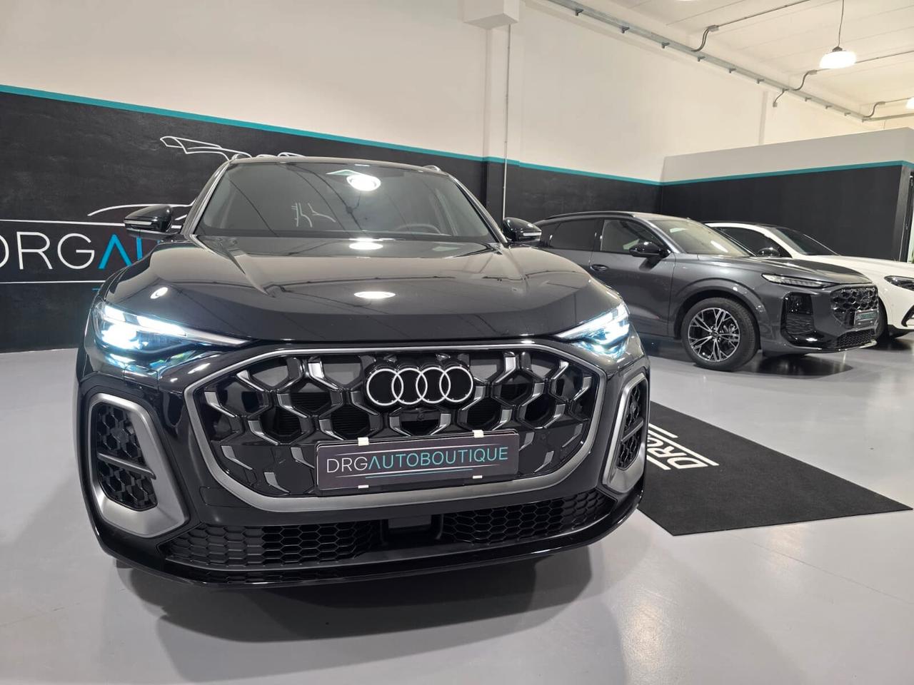 NEW Audi Q5 40 TDI quattro S tronic S line IVA ESP - NEW MODEL