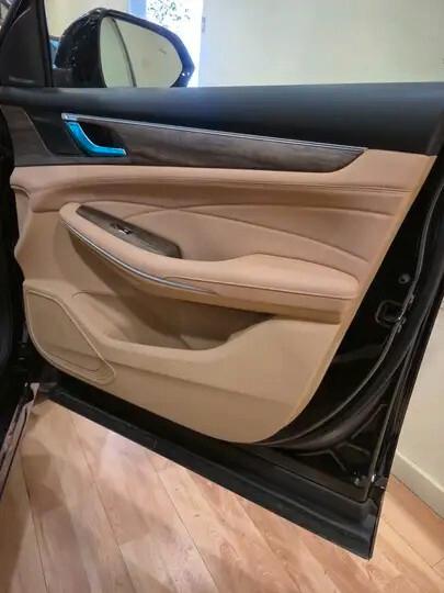 NUOVO DFSK E5 1.5 PHEV