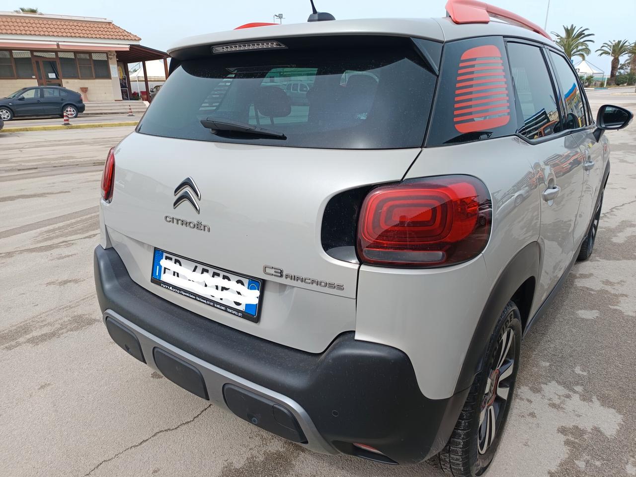 Citroen C3 Aircross C3 Aircross BlueHDi 100 S&S Shine