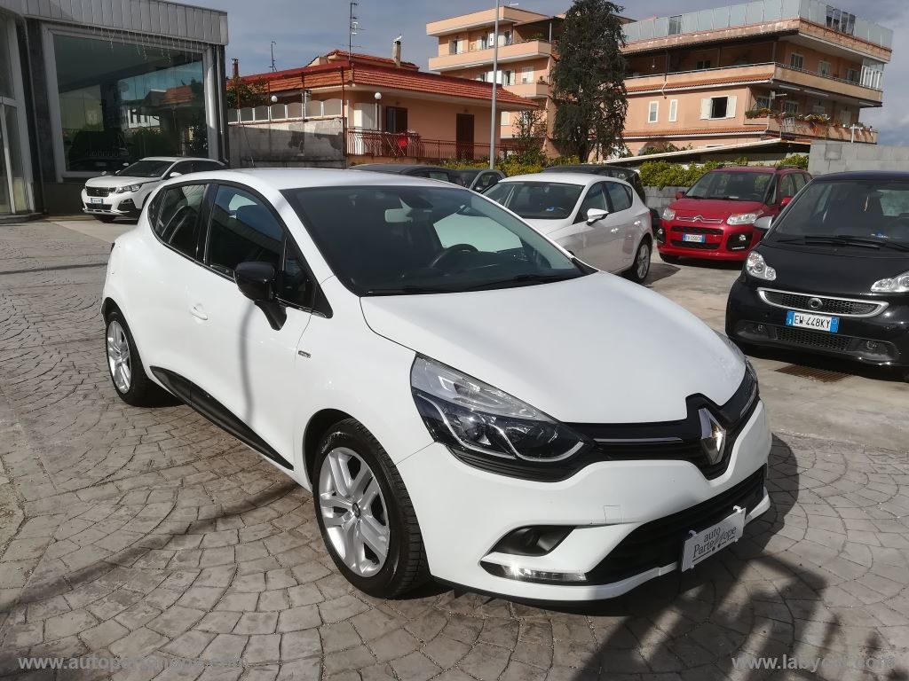 RENAULT Clio dCi 8V 75 CV S&amp;S 5p. Energy Duel