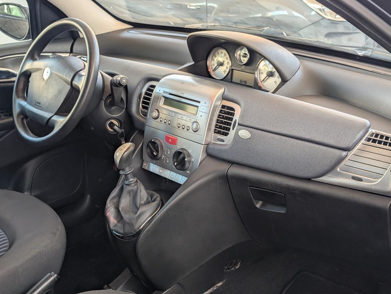 Lancia Ypsilon 1.2 GPL