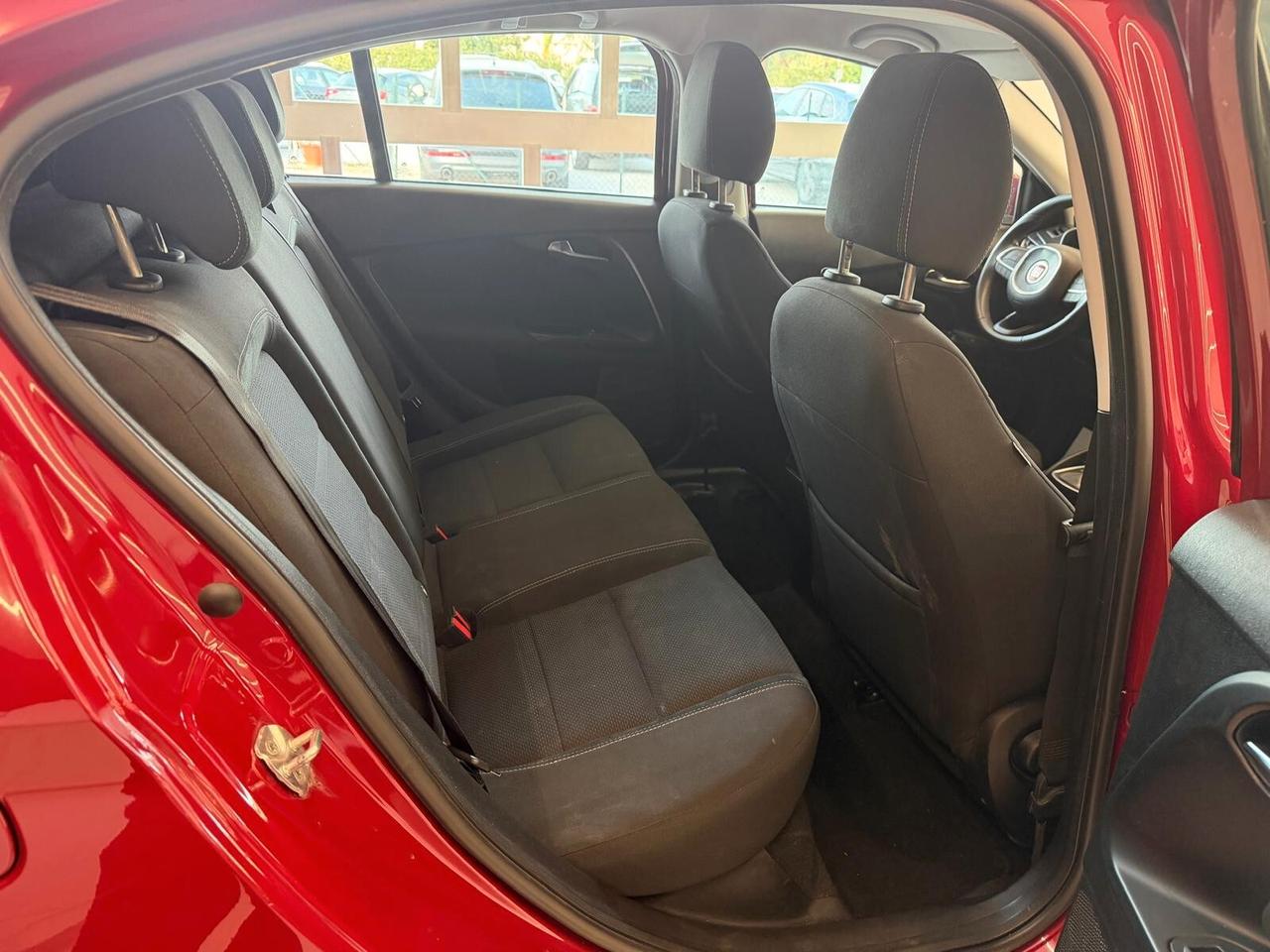 Fiat Tipo 1.6 Mjt DCT 5p. Lounge automatica