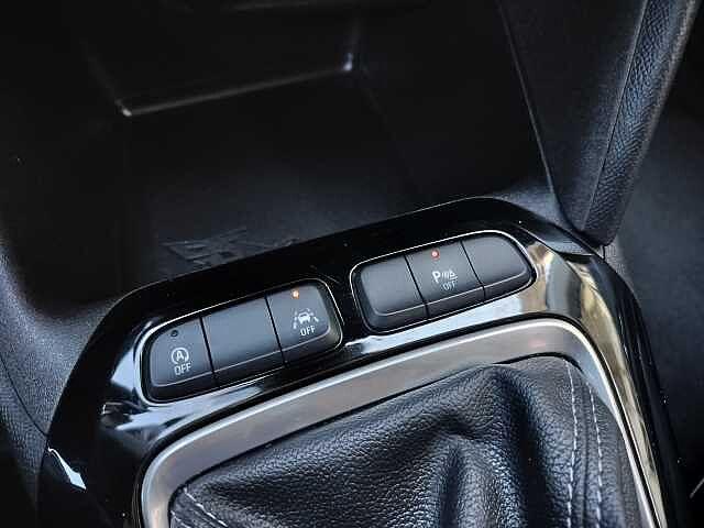 Opel Corsa 1.2 Design & Tech