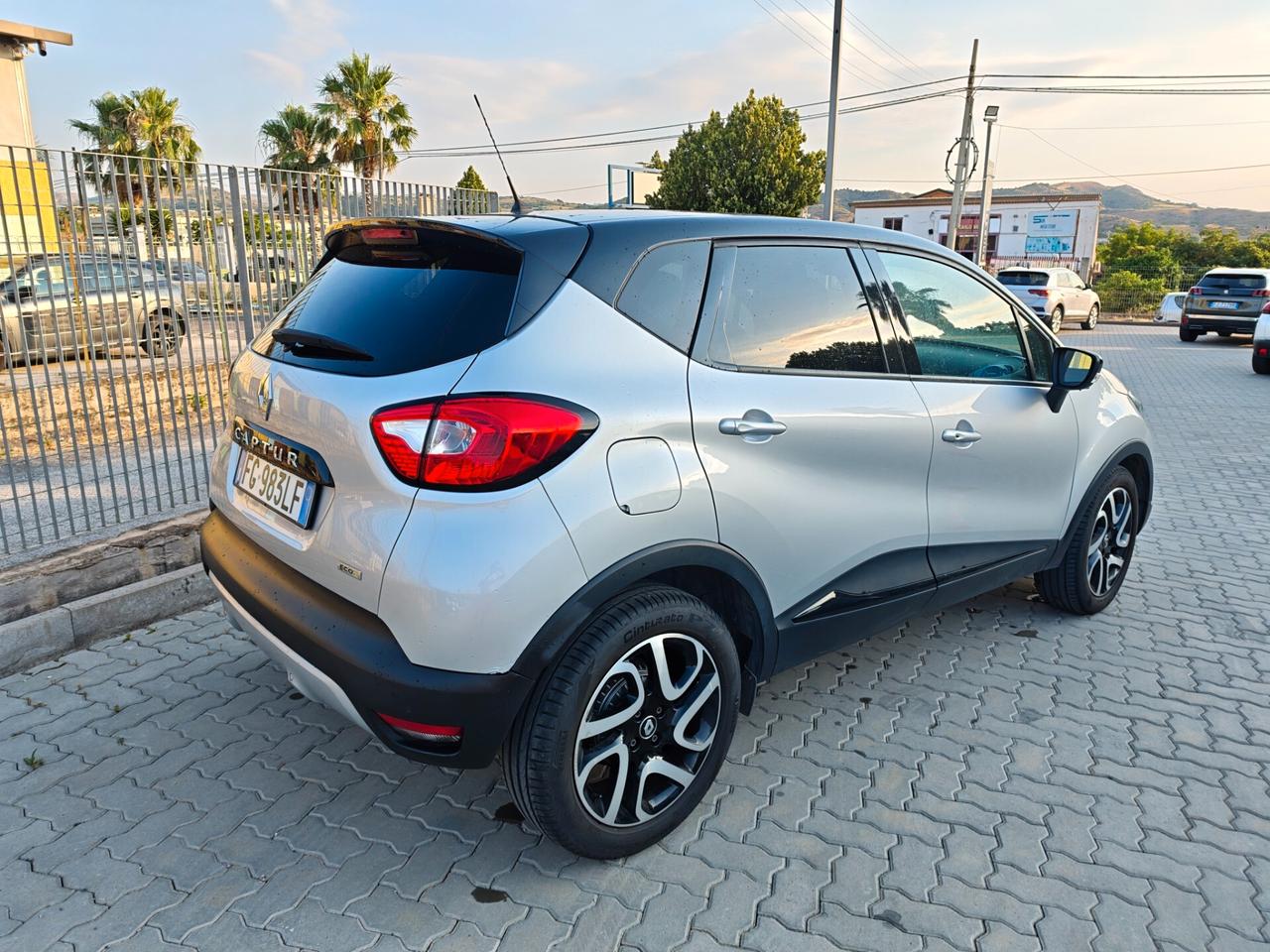 Renault Captur dCi 8V 90 CV EDC Start&Stop Energy Hypnotic