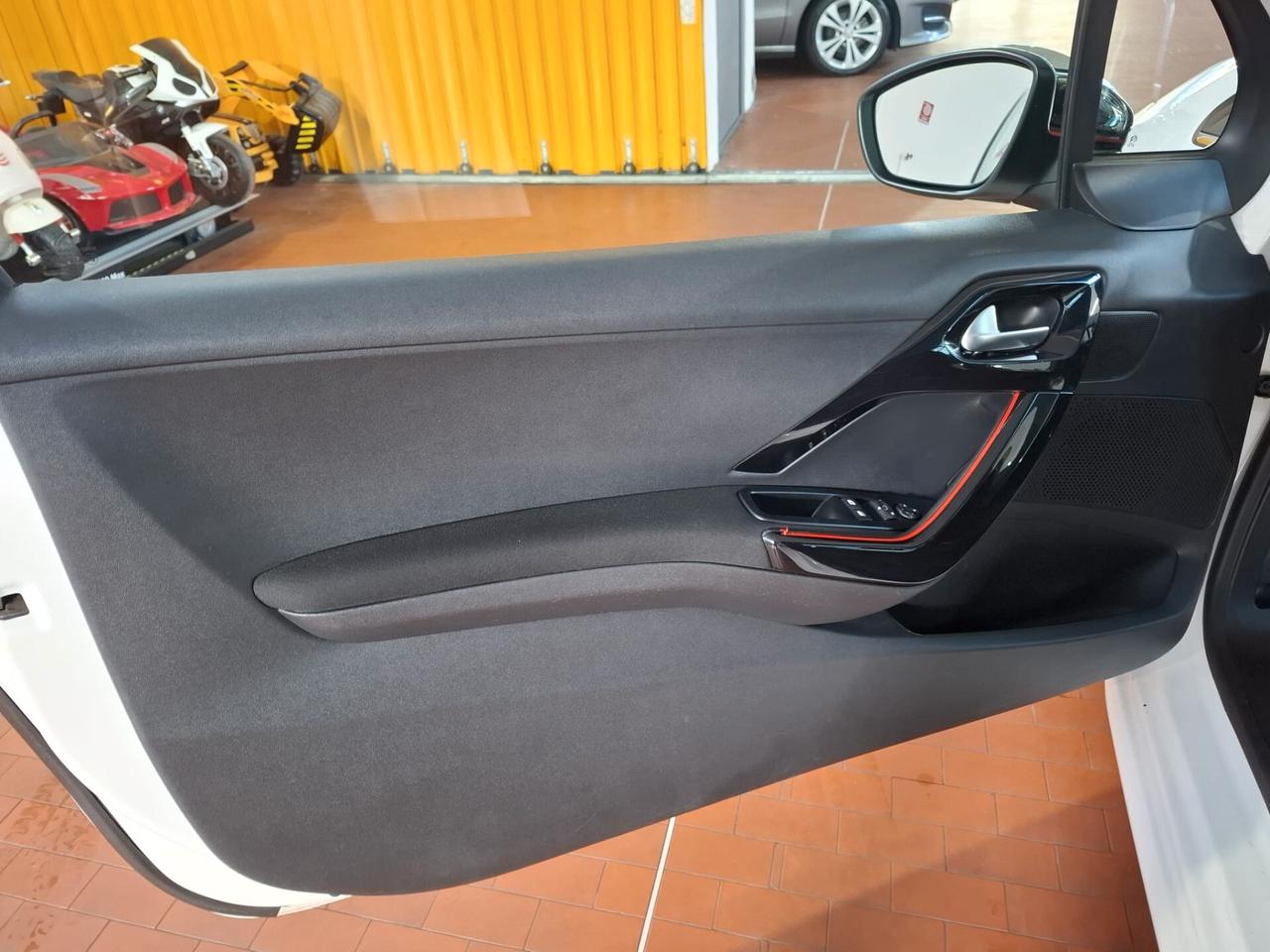 Peugeot 208 PureTech Turbo 110 EAT6 S&S 3 porte GT Line