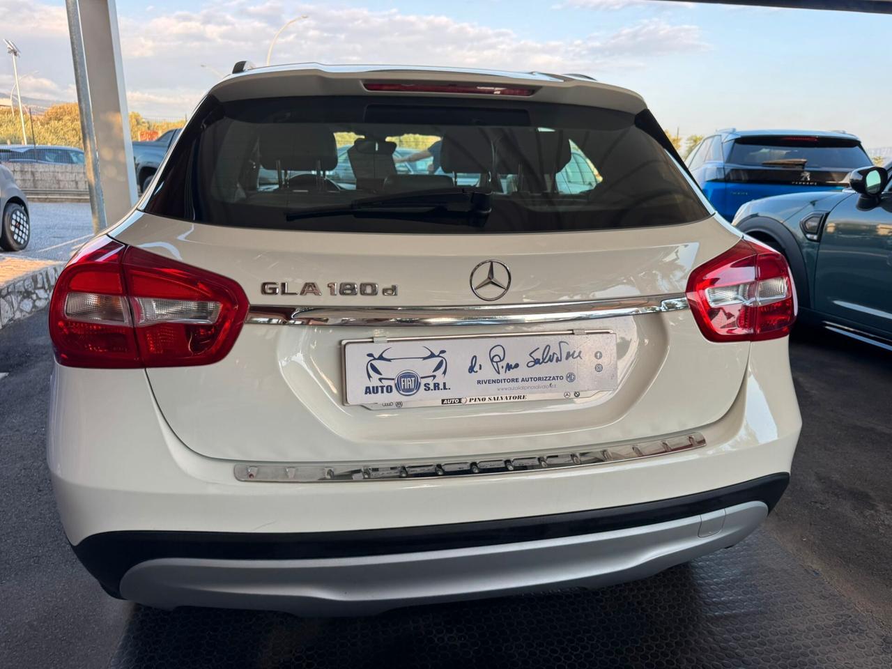 Mercedes-benz GLA 180 d Business