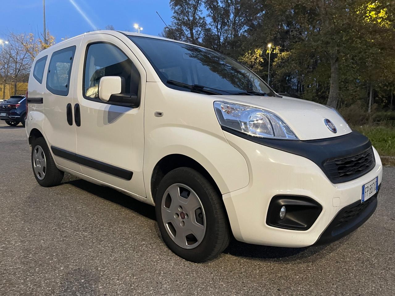 Fiat Qubo 1.4 8V 77 CV Lounge*NEOPATETENTATI*SOLO 90000