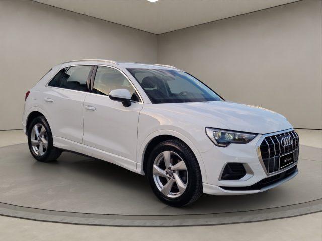 AUDI Q3 35 TDI S tronic Business Advanced