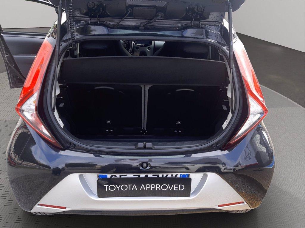 TOYOTA Aygo 5p 1.0 x-play m-mt 72cv del 2021