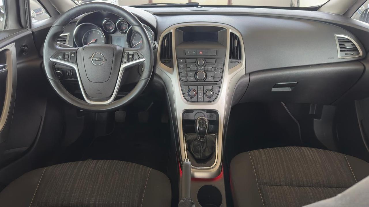 Opel Astra 1.4 Turbo 140CV 5 porte Cosmo