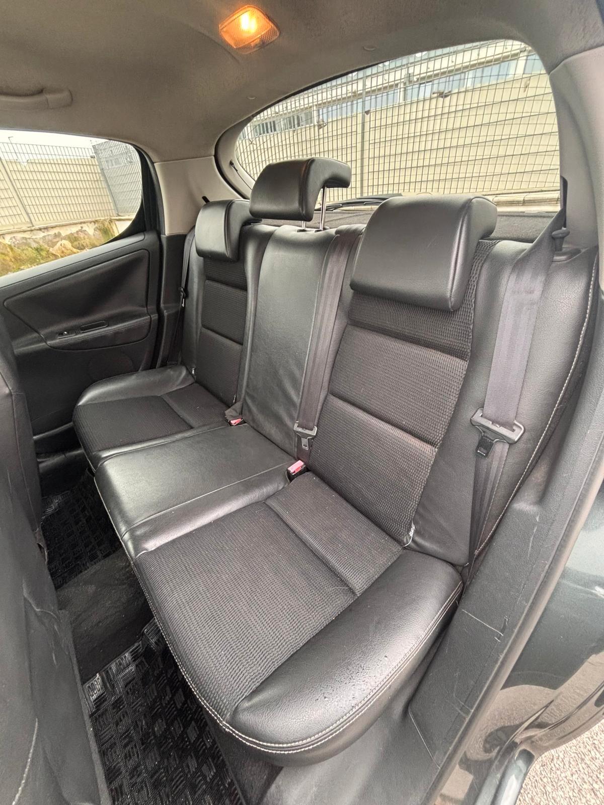 Peugeot 207 1.4 HDi 70CV 5p. Allure