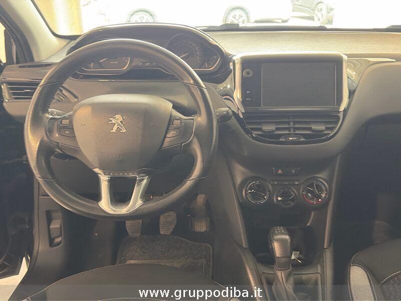 Peugeot 208 I 2015 Benzina 5p 1.2 puretech Active 82cv