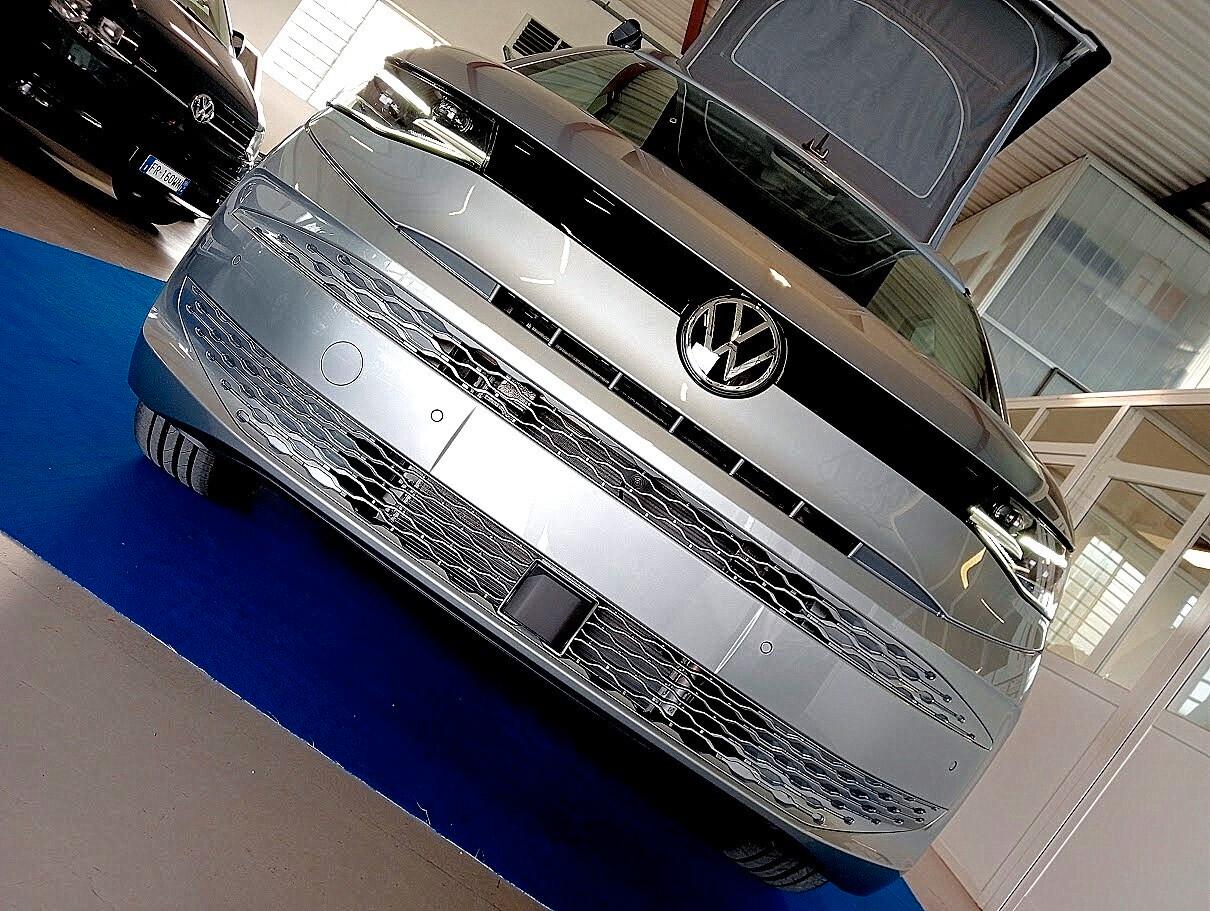 Volkswagen T7 California TOUR TDI DSG LED 360 *OK 104 E AUTOCARRO*