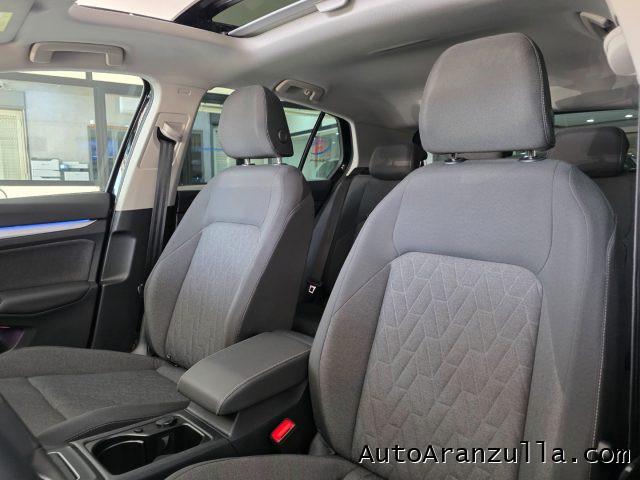 VOLKSWAGEN Golf NEW 8.5 2.0 TDI 115CV Life Tetto Panoramico