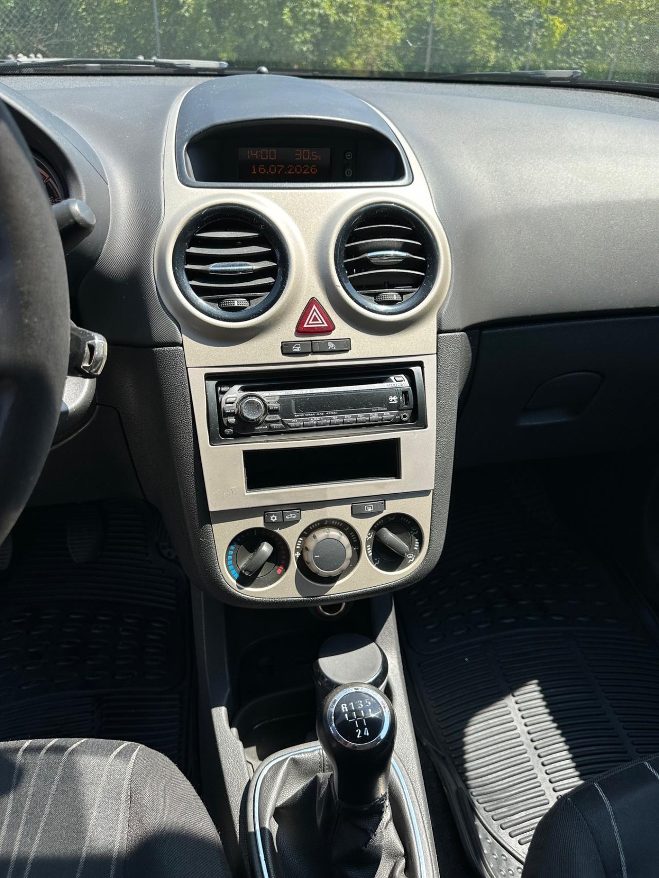 Opel Corsa 1.2 5 porte Cosmo