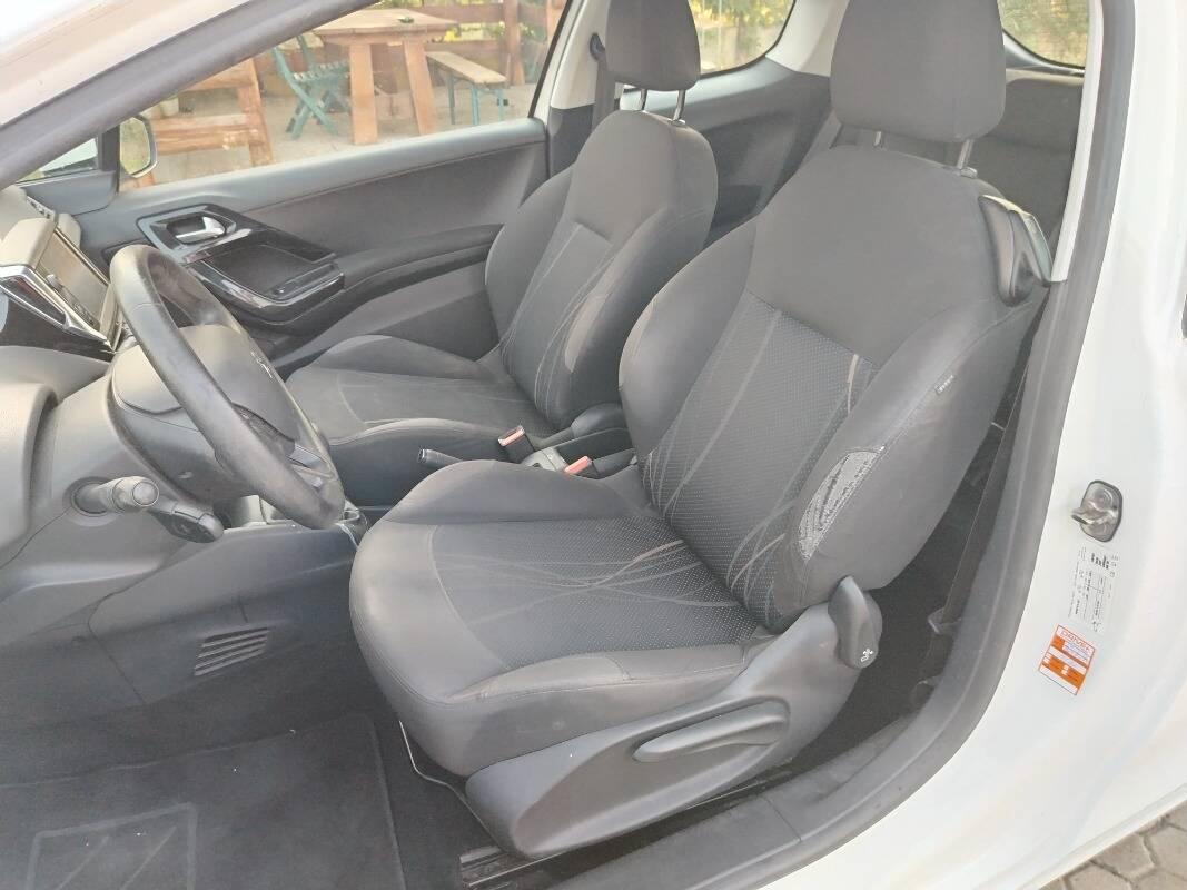 Peugeot 208 1.4 hdi 8v Active 5p