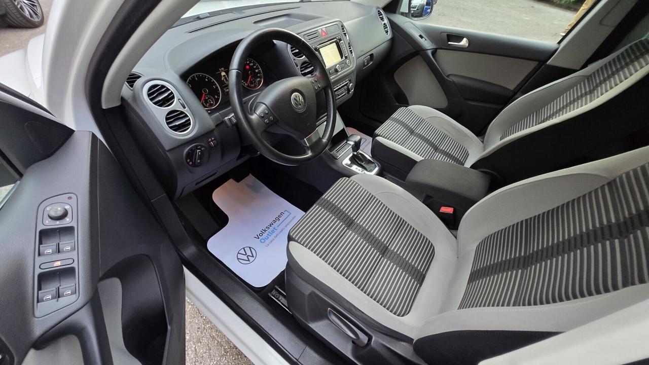 Volkswagen Tiguan 2.0 TDI DPF 4MOTION DSG Sport &