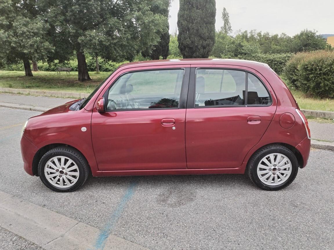 Daihatsu Trevis 1.0 AUTOMATICA MECCANICA YARIS 140000KM 12/2007