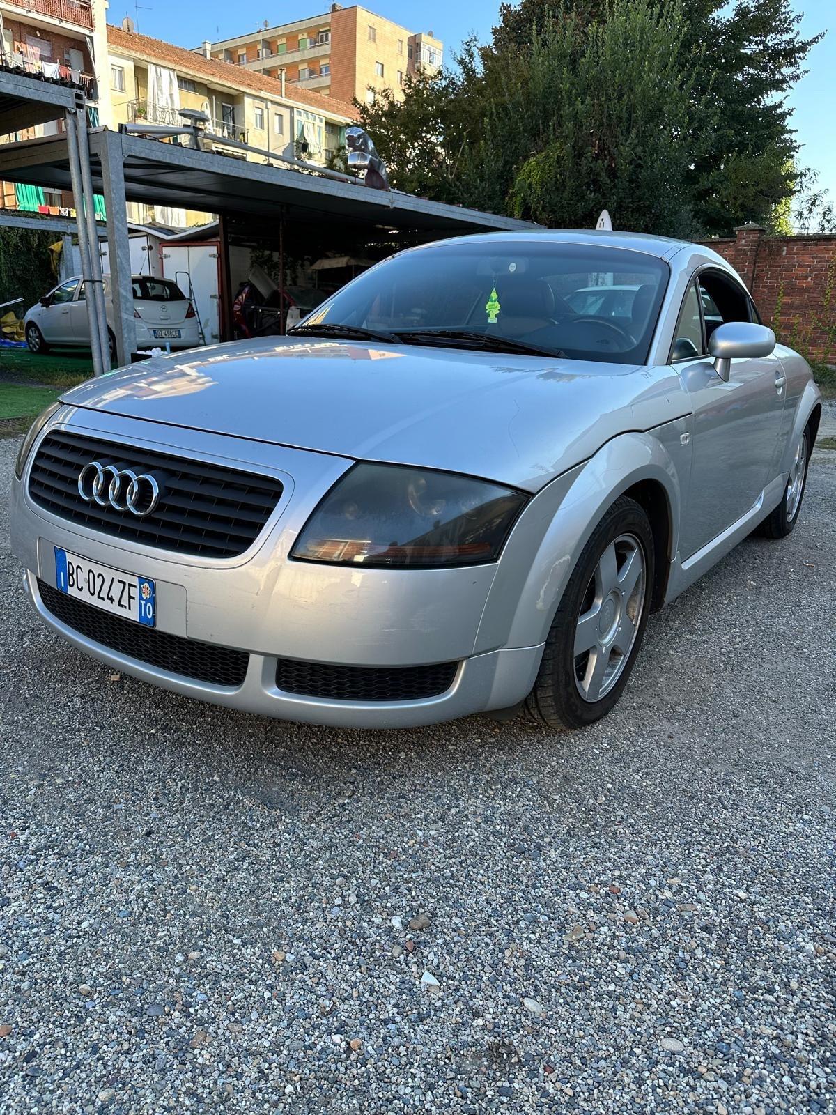 Audi TT Coupé