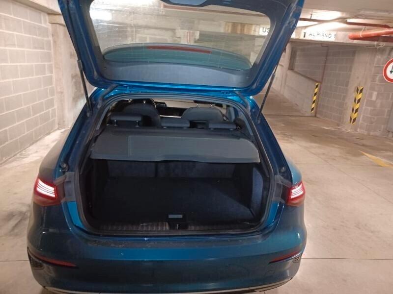 A3 Sportback Advanced 1.5 35 Electric/TFSI Cylinder on demand 110kW