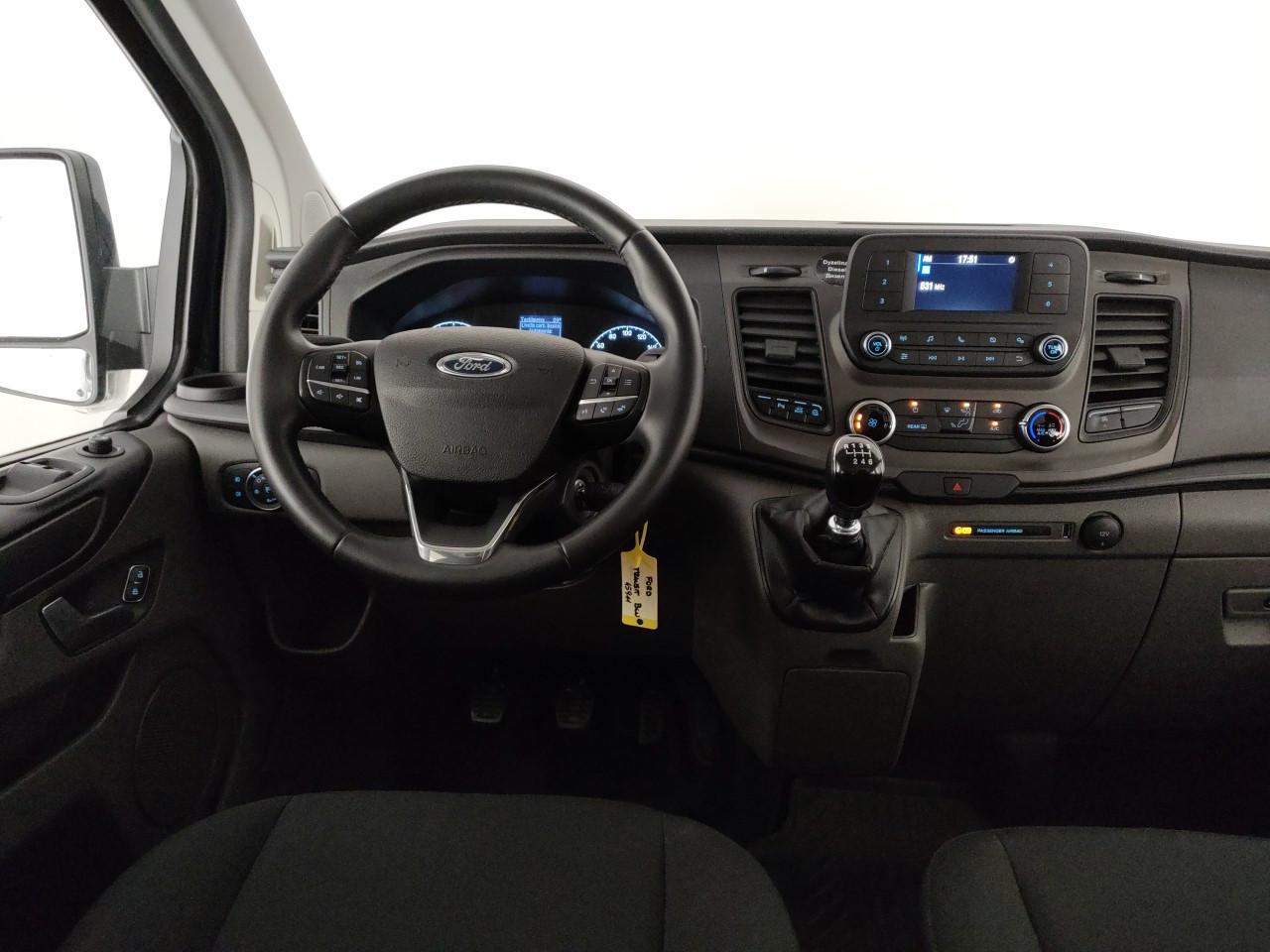 FORD Transit Custom 320 2.0 tdci 130cv Titanium d.cab L2H1 M1 (+IVA)